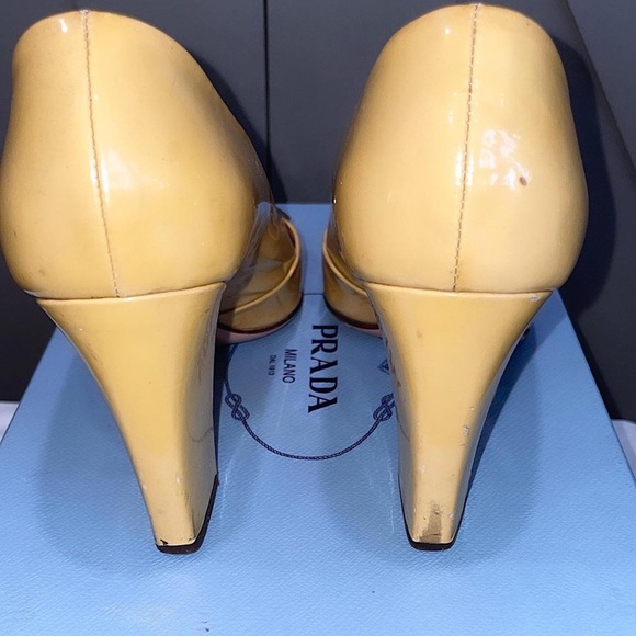Prada block heel pumps vintage 7.5 - Picture 4 of 4